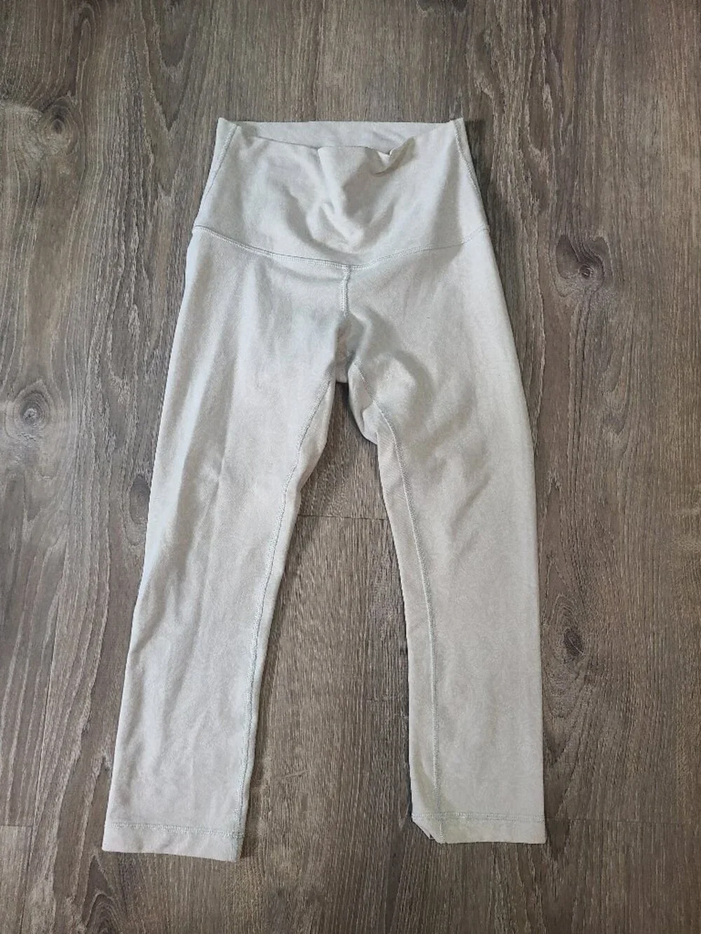 Lululemon Wunder Under High Rise Crop 21